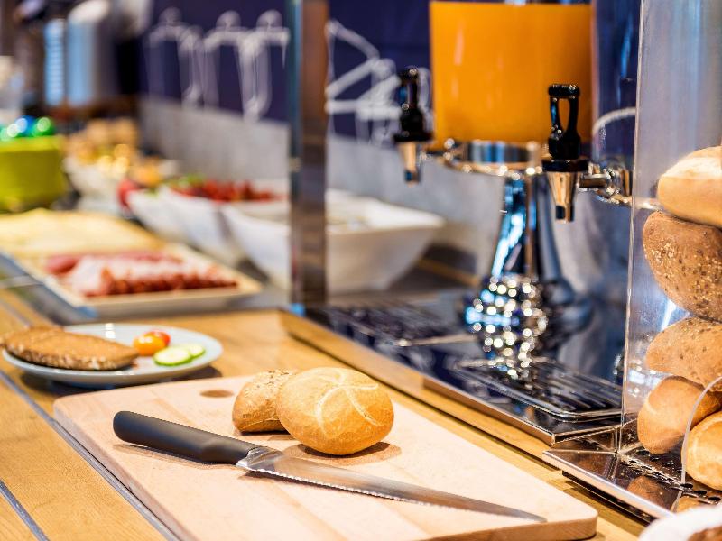 B&B HOTEL Gießen-Linden - Restoran