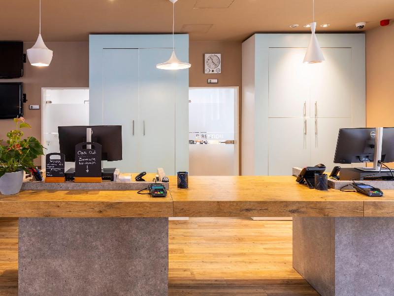 B&B HOTEL Fulda-Hbf - Lobi