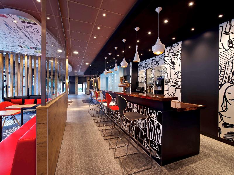 B&B HOTEL Berlin-Adlershof - Bar
