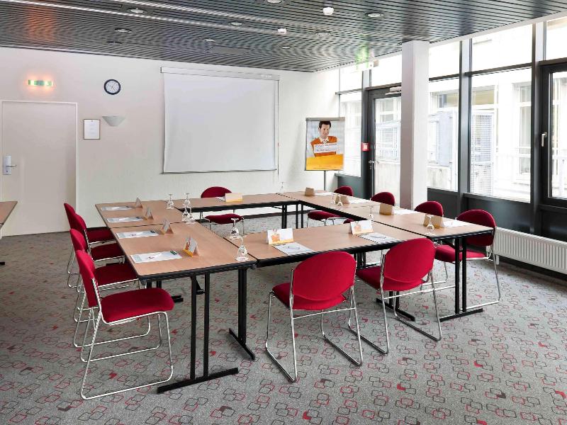 ibis Augsburg Hauptbahnhof - Toplantı