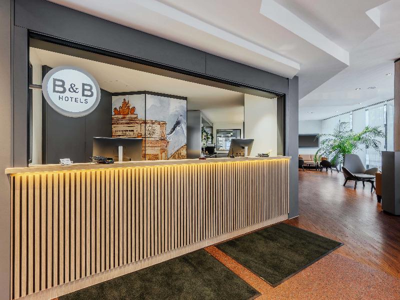 B&B HOTEL München Schwabing - Lobi