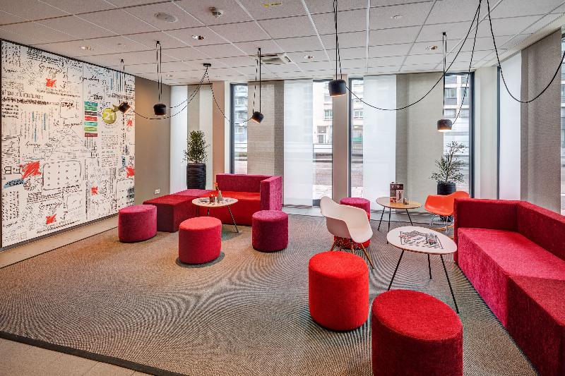 Ibis Muenchen City Sued - Lobi