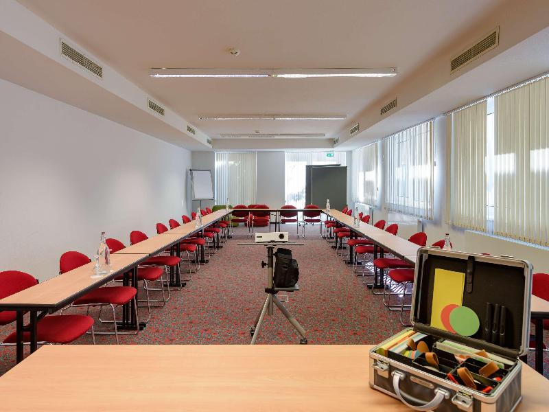 Ibis Stuttgart Airport Messe - Toplantı