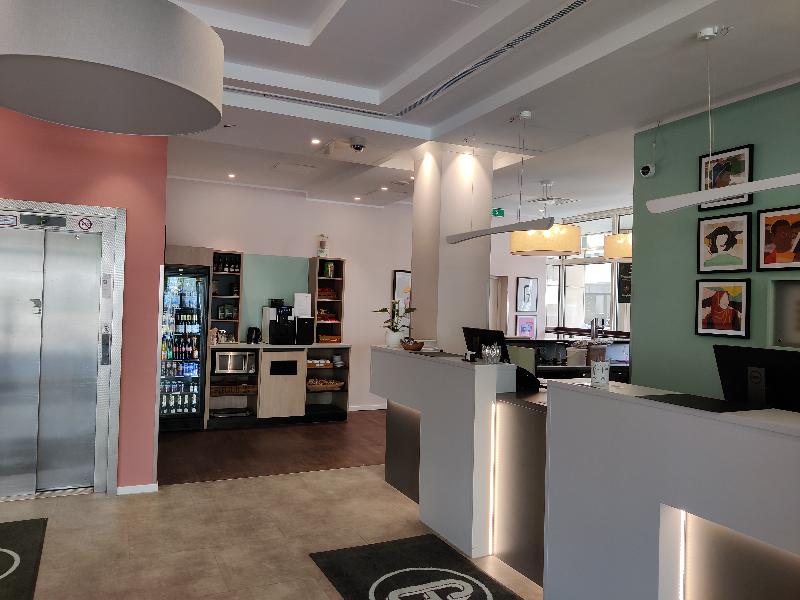 Garner Hotel Wiesbaden City - Lobi