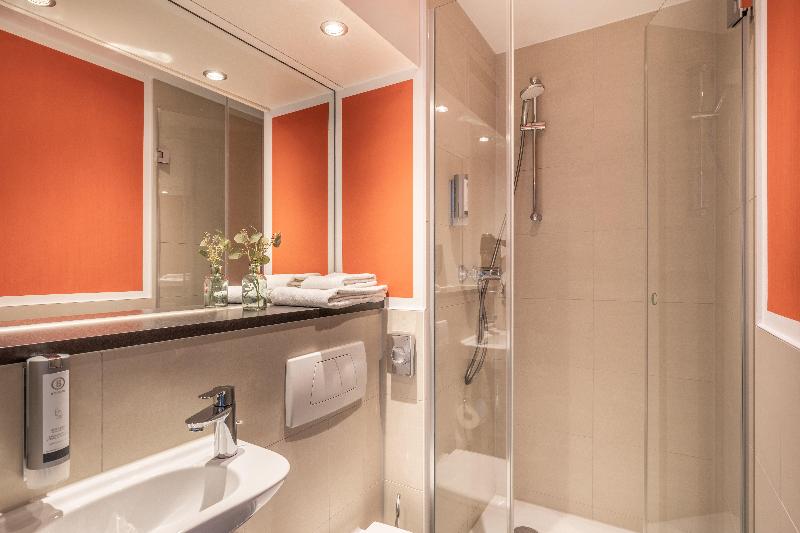 Garner Hotel Wiesbaden City - Oda