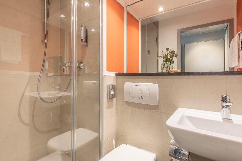 Garner Hotel Wiesbaden City - Oda