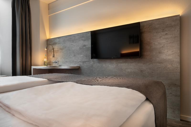 Garner Hotel Wiesbaden City - Oda