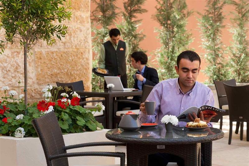 Ibis Amman - Bar