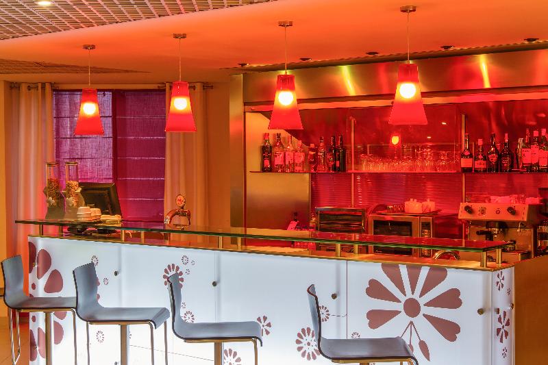 ibis Porto Centro - Bar