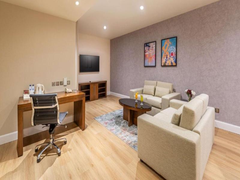 Novotel Suites Riyadh Olaya - Oda