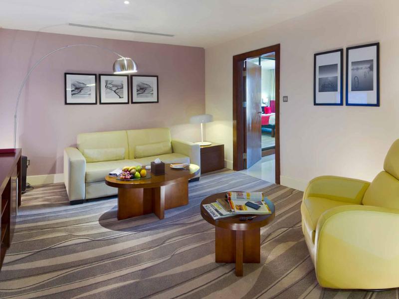 Novotel Suites Riyadh Olaya - Oda