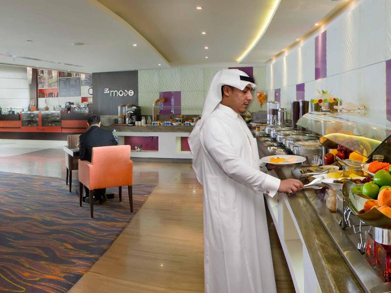 Novotel Suites Riyadh Olaya - Restoran