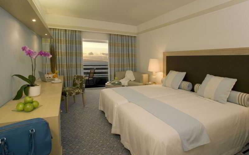 PESTANA CARLTON MADEIRA PREMIUM OCEAN RESORT - Oda