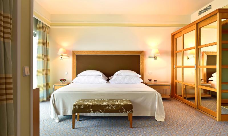 PESTANA CARLTON MADEIRA PREMIUM OCEAN RESORT - Oda