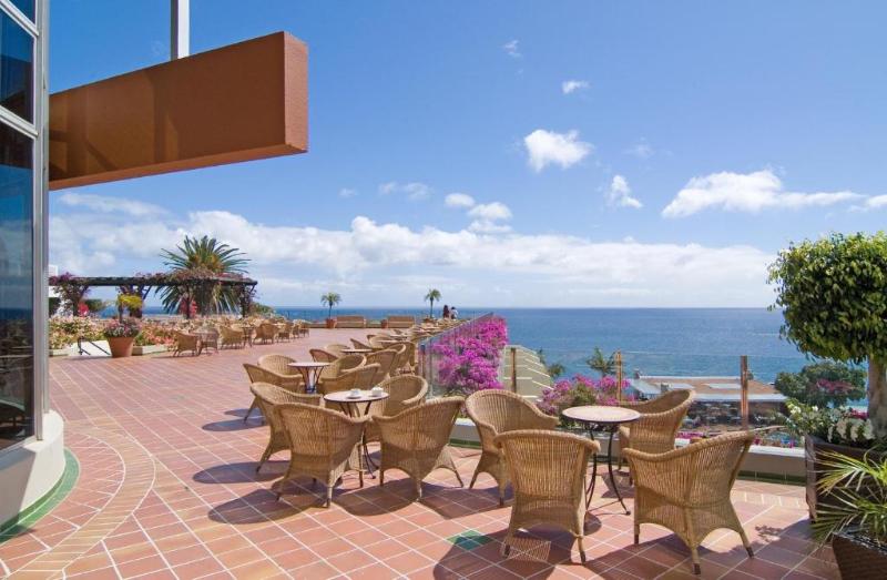 PESTANA CARLTON MADEIRA PREMIUM OCEAN RESORT - Teras