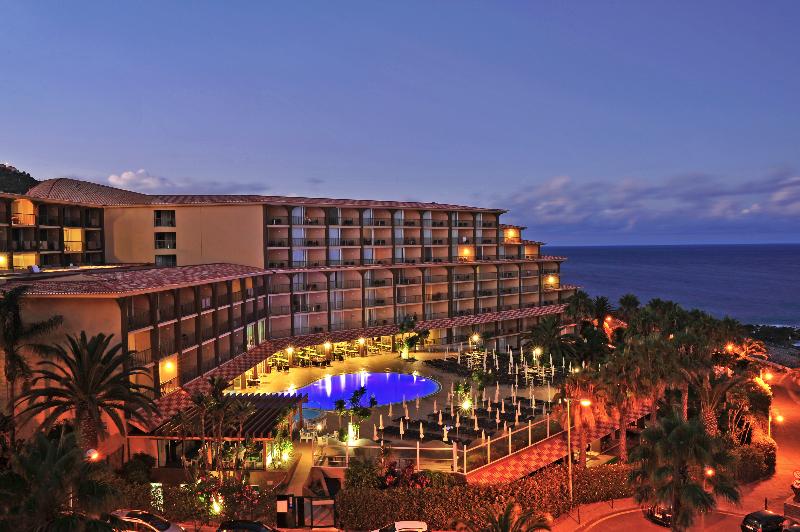 The Views Oasis - Genel