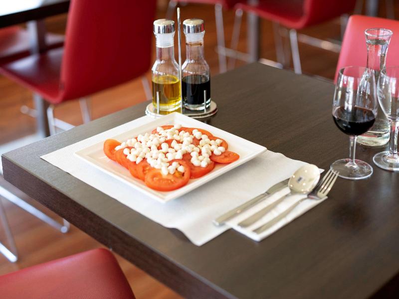 ibis Fribourg - Restoran