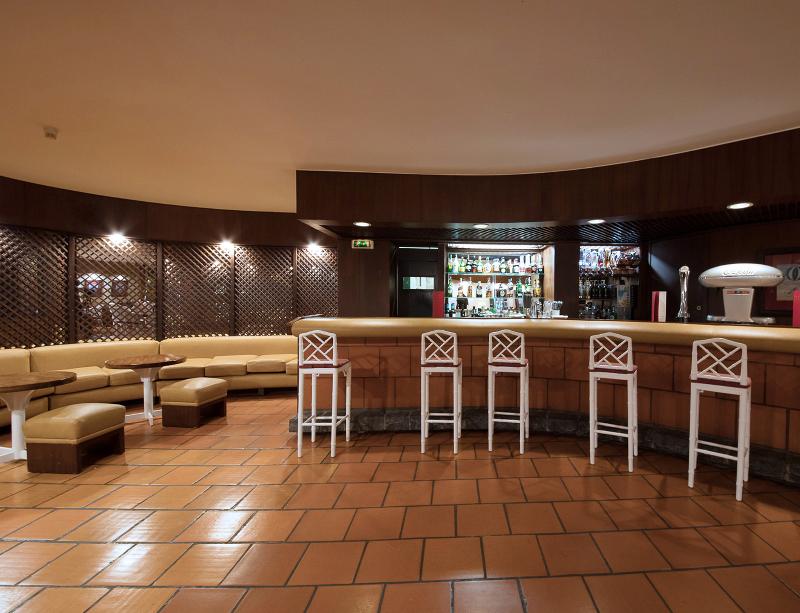 Baia Madeira Hotel - Bar