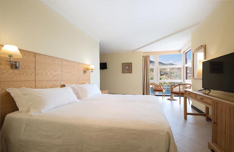 Baia Madeira Hotel - Oda