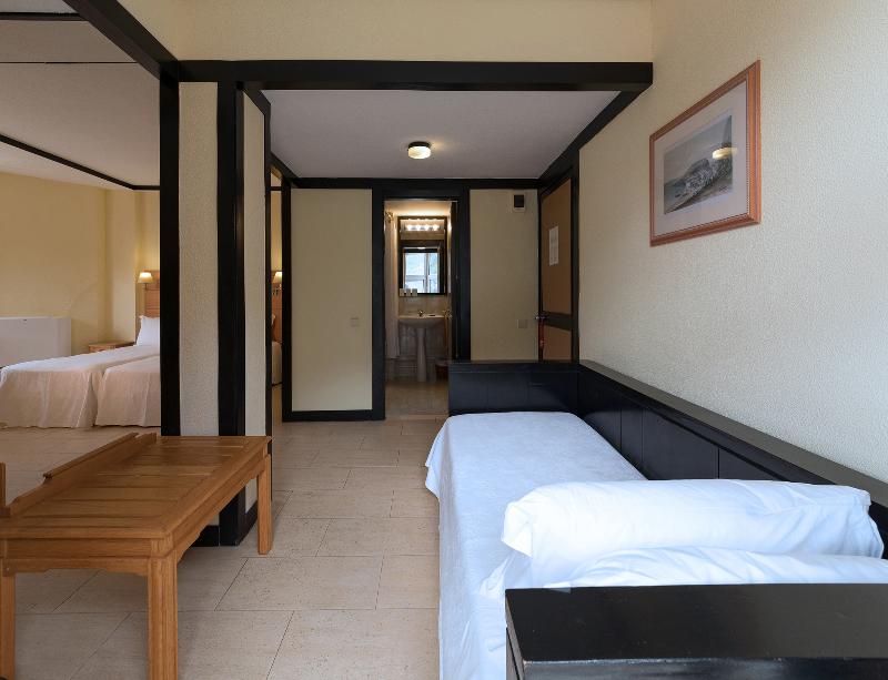 Baia Madeira Hotel - Oda