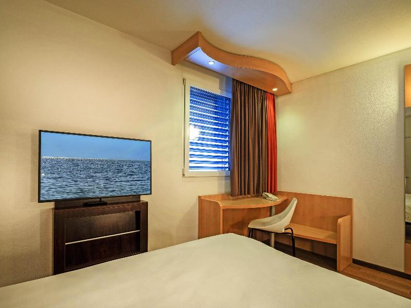 ibis Locarno - Oda