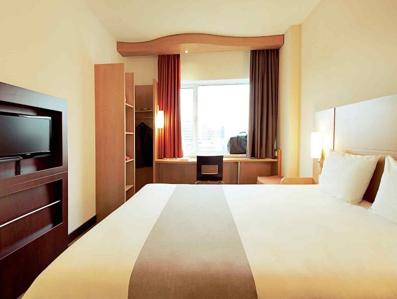 ibis Luzern Kriens - Genel