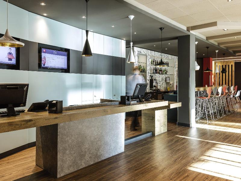 ibis Winterthur City - Lobi