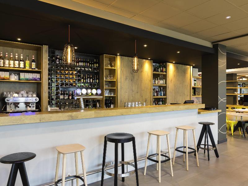 ibis Zurich Messe Airport - Bar