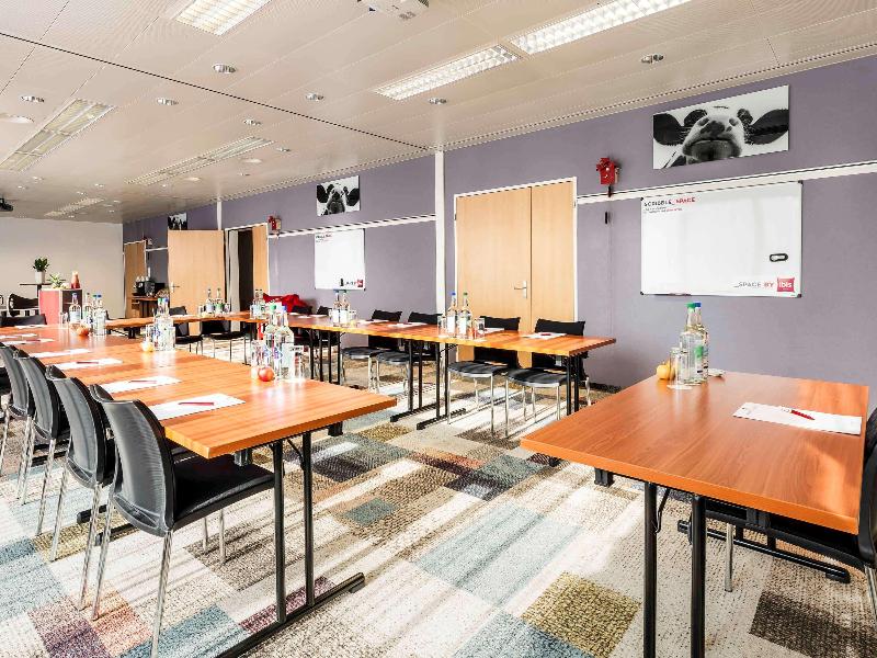 ibis Zurich Messe Airport - Toplantı