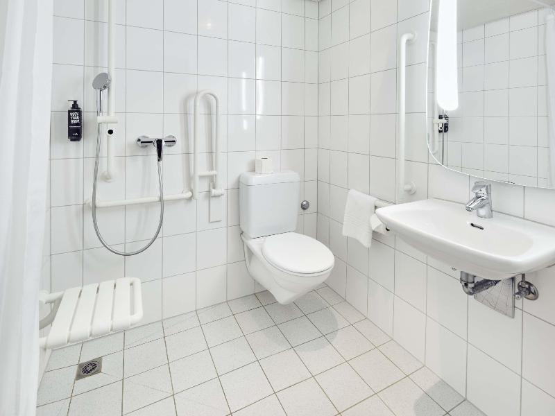 ibis Zurich Messe Airport - Oda