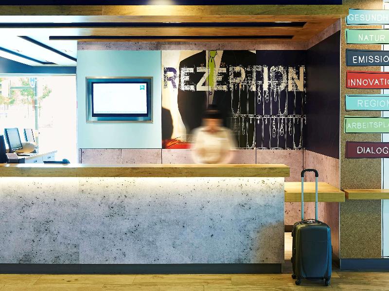 ibis budget Zurich City West - Lobi