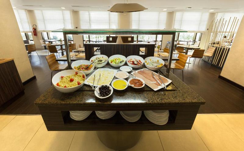 Ibis Tunis - Restoran