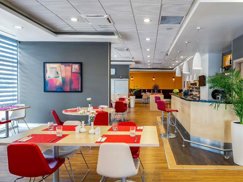 ibis Izmir Alsancak - Bar