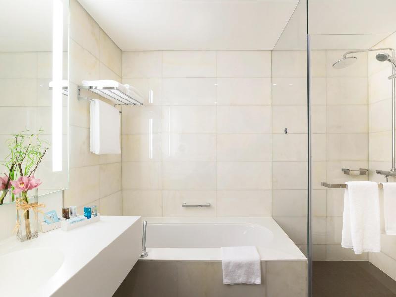 Novotel Abu Dhabi Al Bustan - Oda