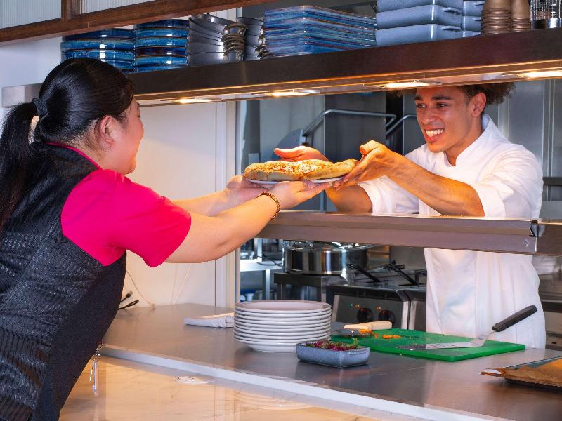 ibis Styles London Gatwick Airport - Restoran