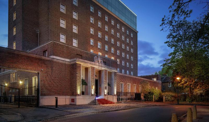 Doubletree by Hilton Greenwich - Genel