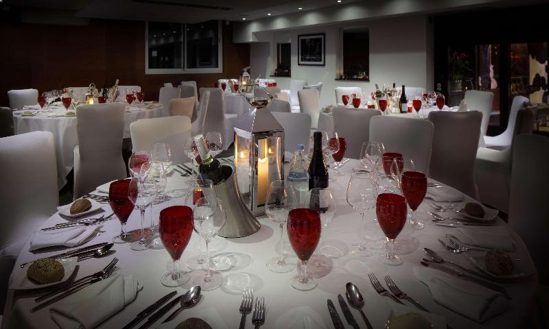 Doubletree by Hilton Greenwich - Genel