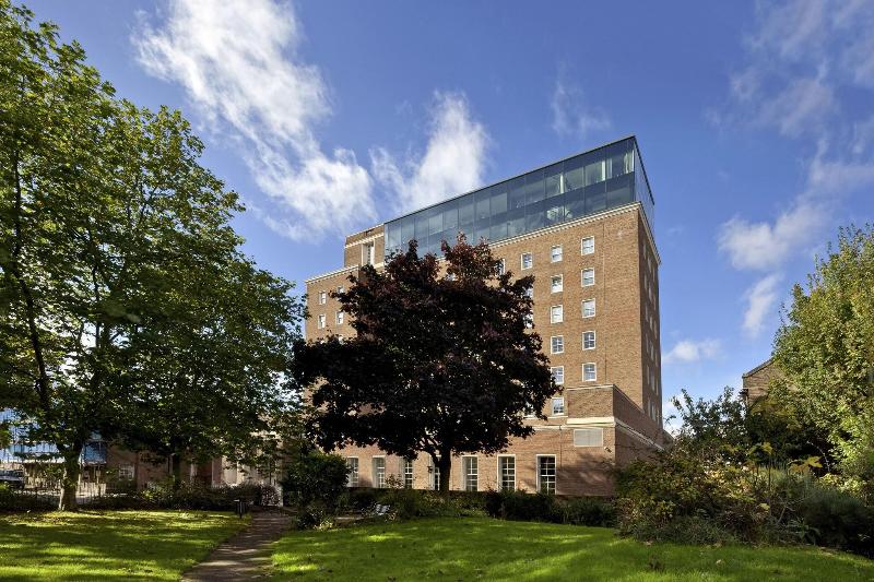 Doubletree by Hilton Greenwich - Genel