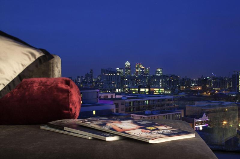Doubletree by Hilton Greenwich - Genel