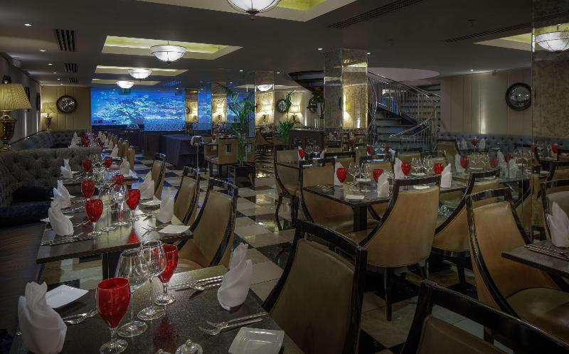 Doubletree by Hilton Greenwich - Restoran