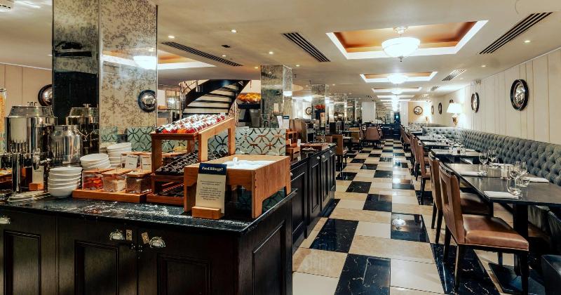 Doubletree by Hilton Greenwich - Restoran