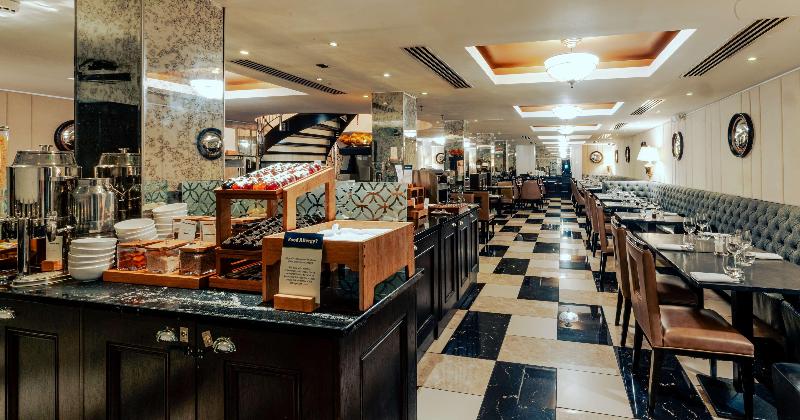 Doubletree by Hilton Greenwich - Restoran
