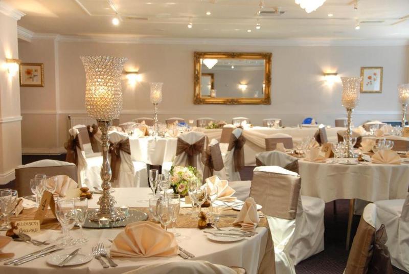Foxfields Country Hotel - Genel
