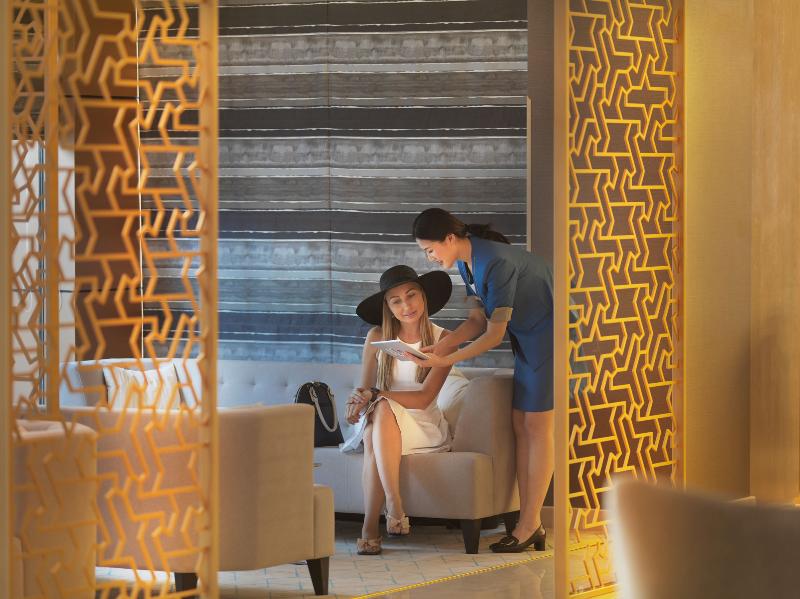 Two Seasons Hotel & Apartments (ex. Gloria Hotel) - Lobi