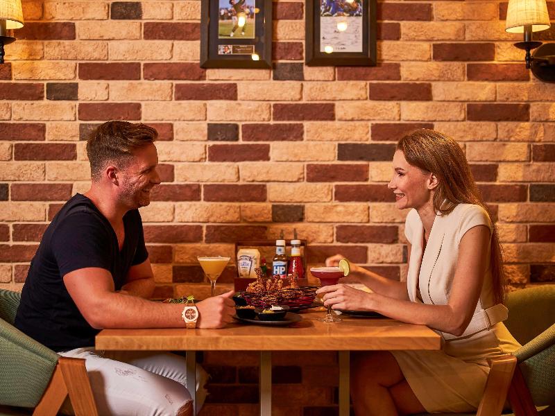 Hotel Apartments Dubai Barsha Heights - Restoran