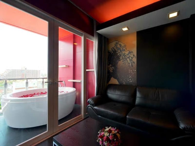 Sleep With Me Hotel design hotel @ Patong - Oda