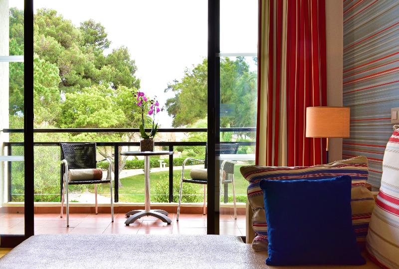 PESTANA DOM JOAO II BEACH & GOLF RESORT - Oda