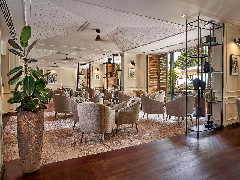 The Cliff Bay Resort - Bar