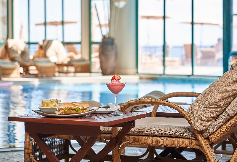 The Cliff Bay Resort - Bar