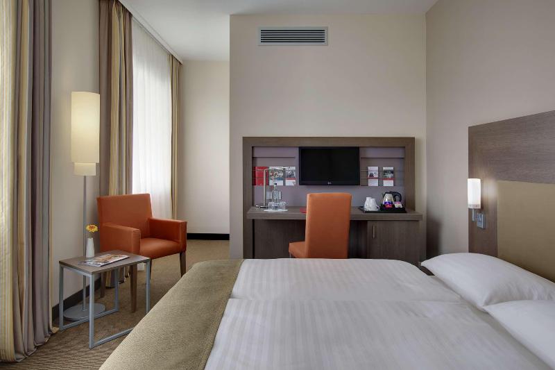 IntercityHotel Leipzig - Oda